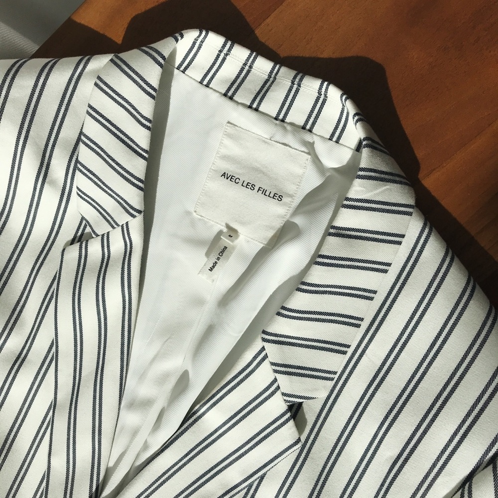 SOLD AVEC LES FILLES Pinstripe Blazer (M)